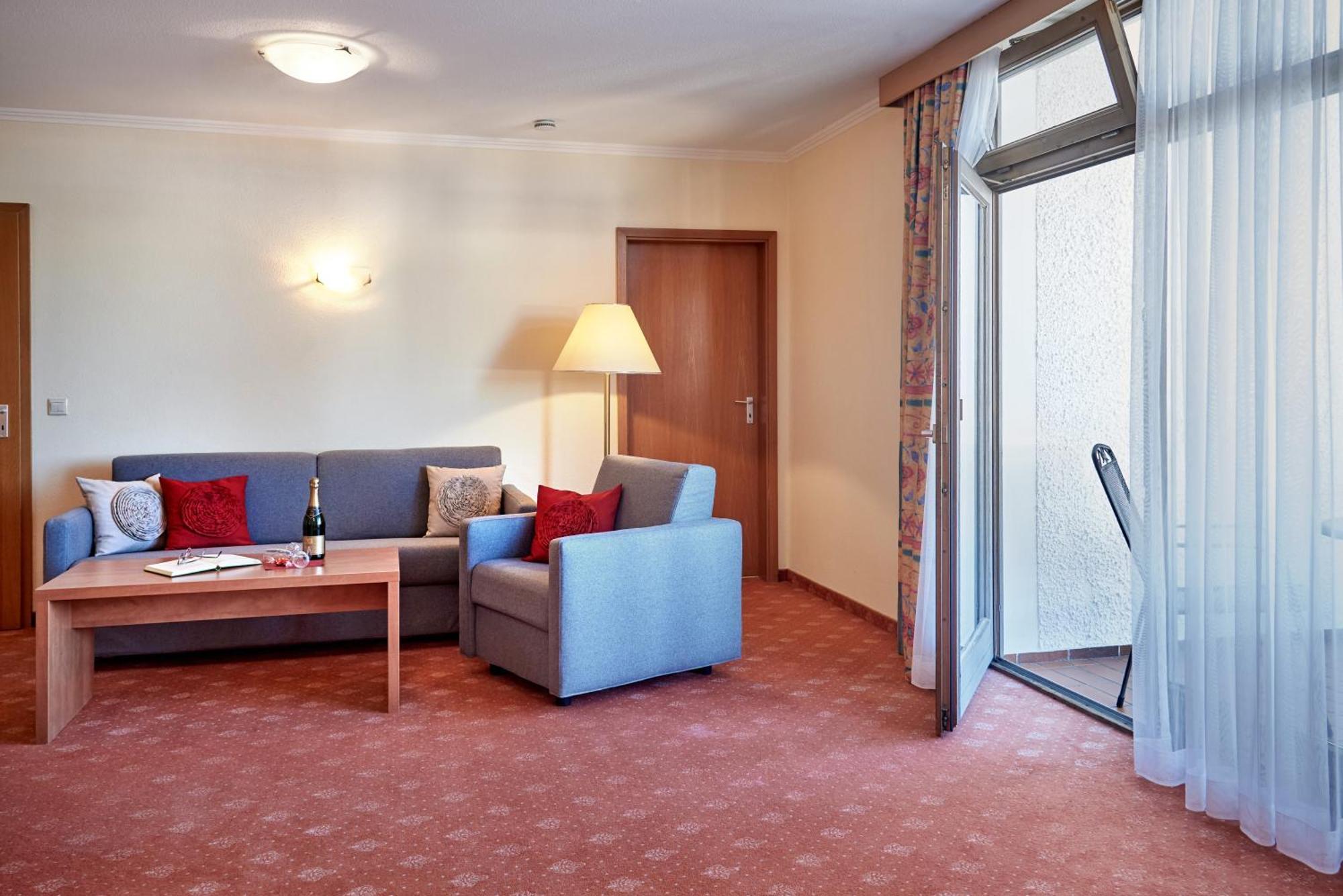 Apparthotel Minerva Diana Octavia บัดเกิกกิง ภายนอก รูปภาพ
