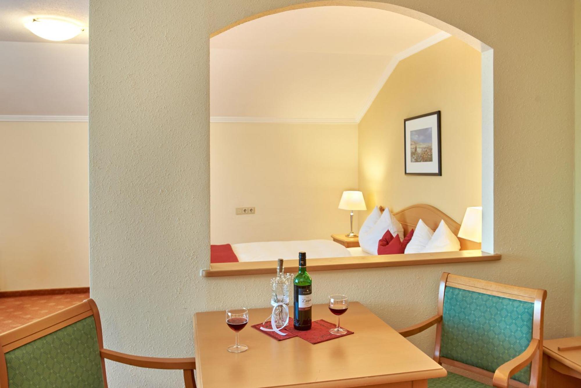 Apparthotel Minerva Diana Octavia บัดเกิกกิง ภายนอก รูปภาพ