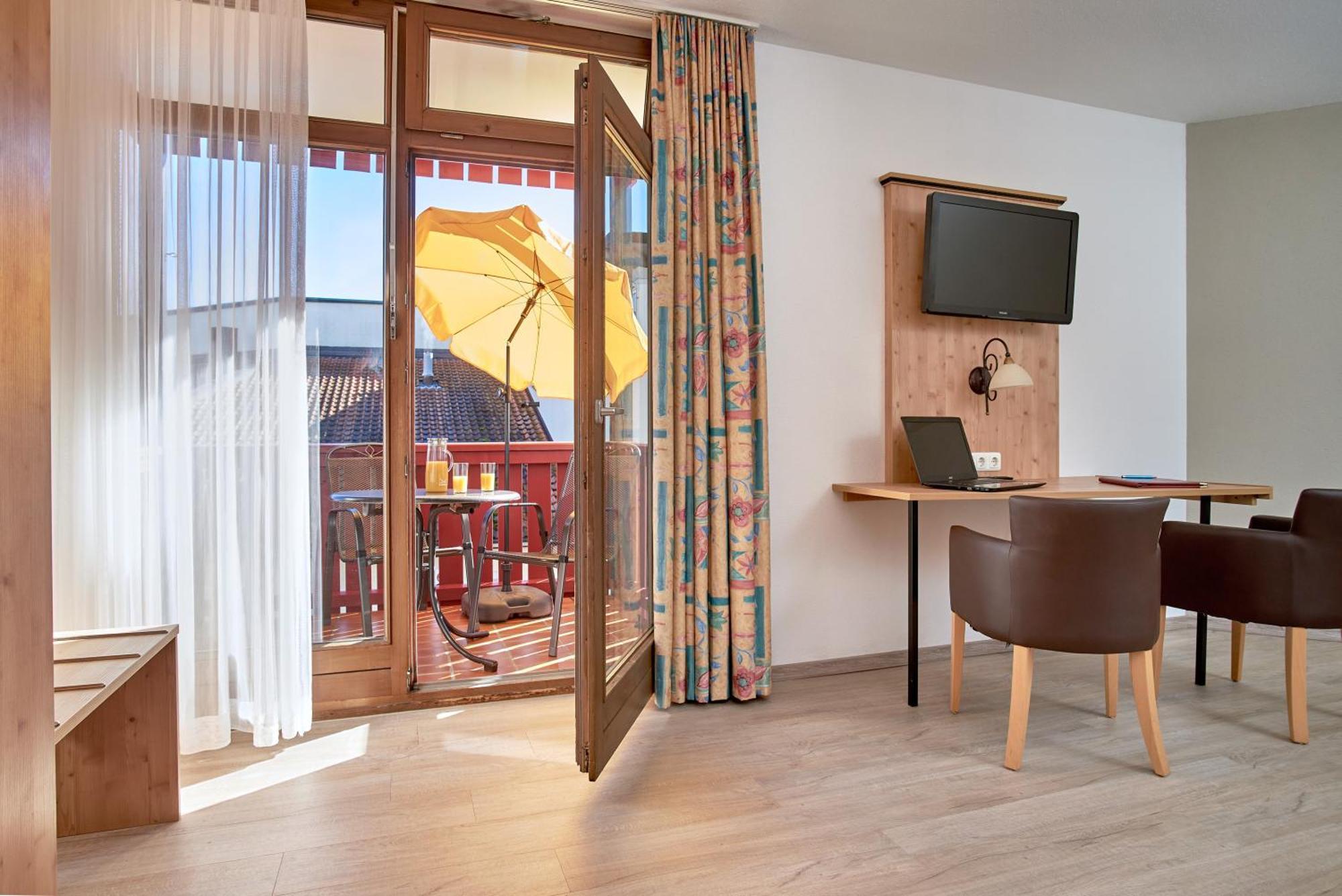 Apparthotel Minerva Diana Octavia บัดเกิกกิง ภายนอก รูปภาพ