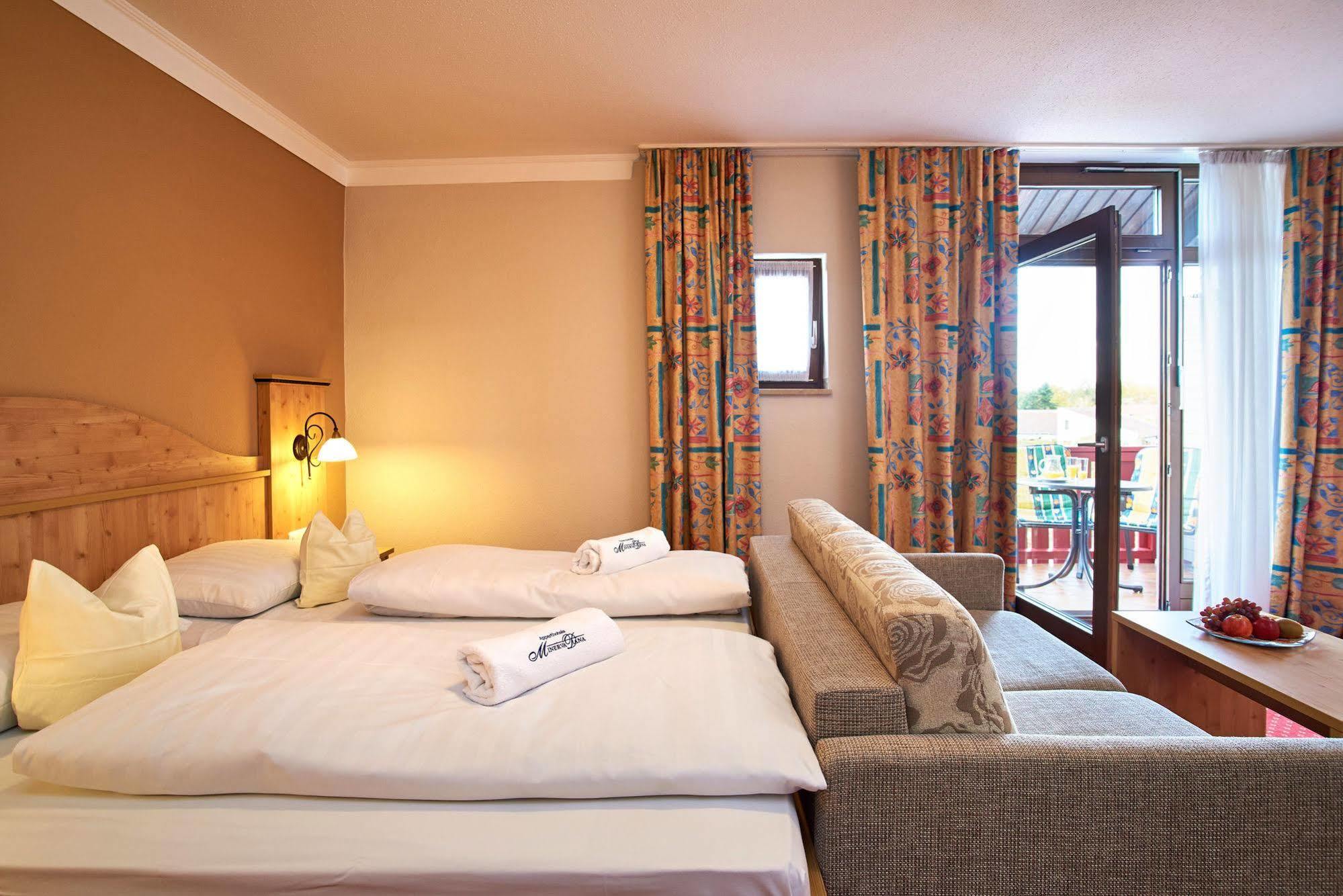 Apparthotel Minerva Diana Octavia บัดเกิกกิง ภายนอก รูปภาพ